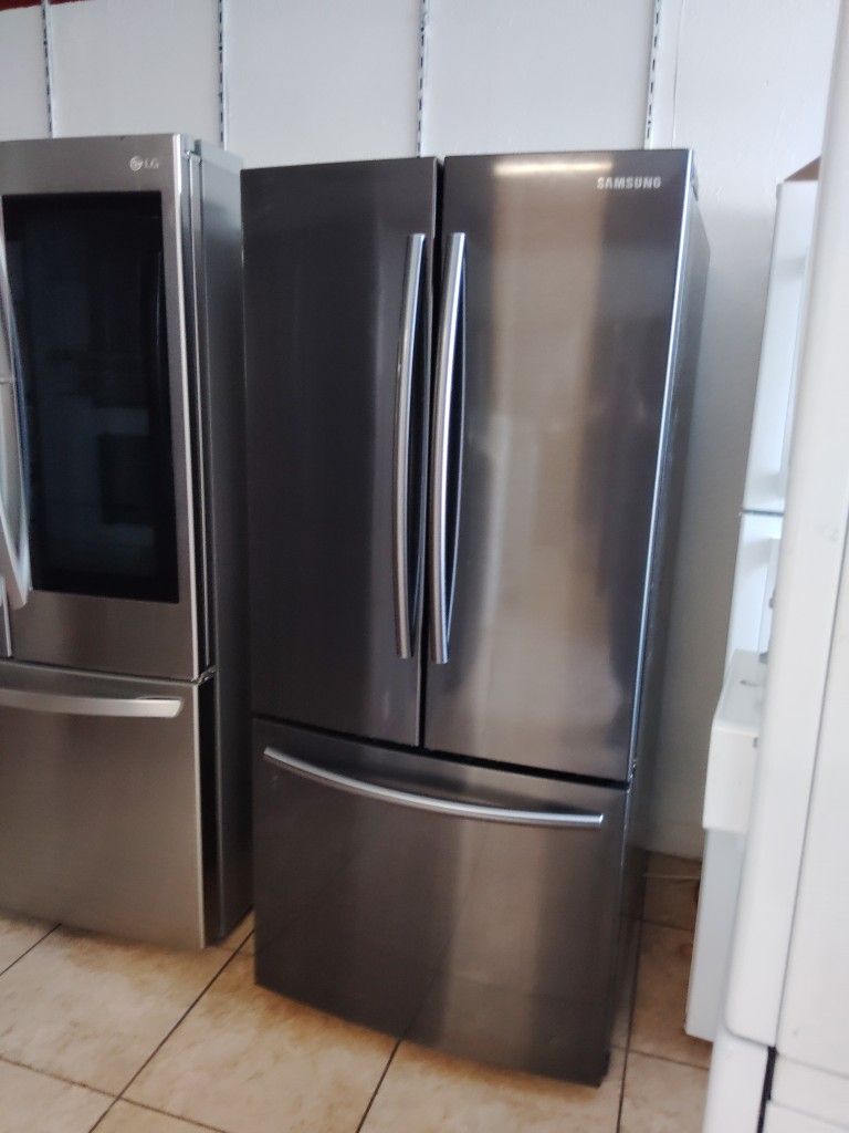 Samsung Refrigerator Everything Good.