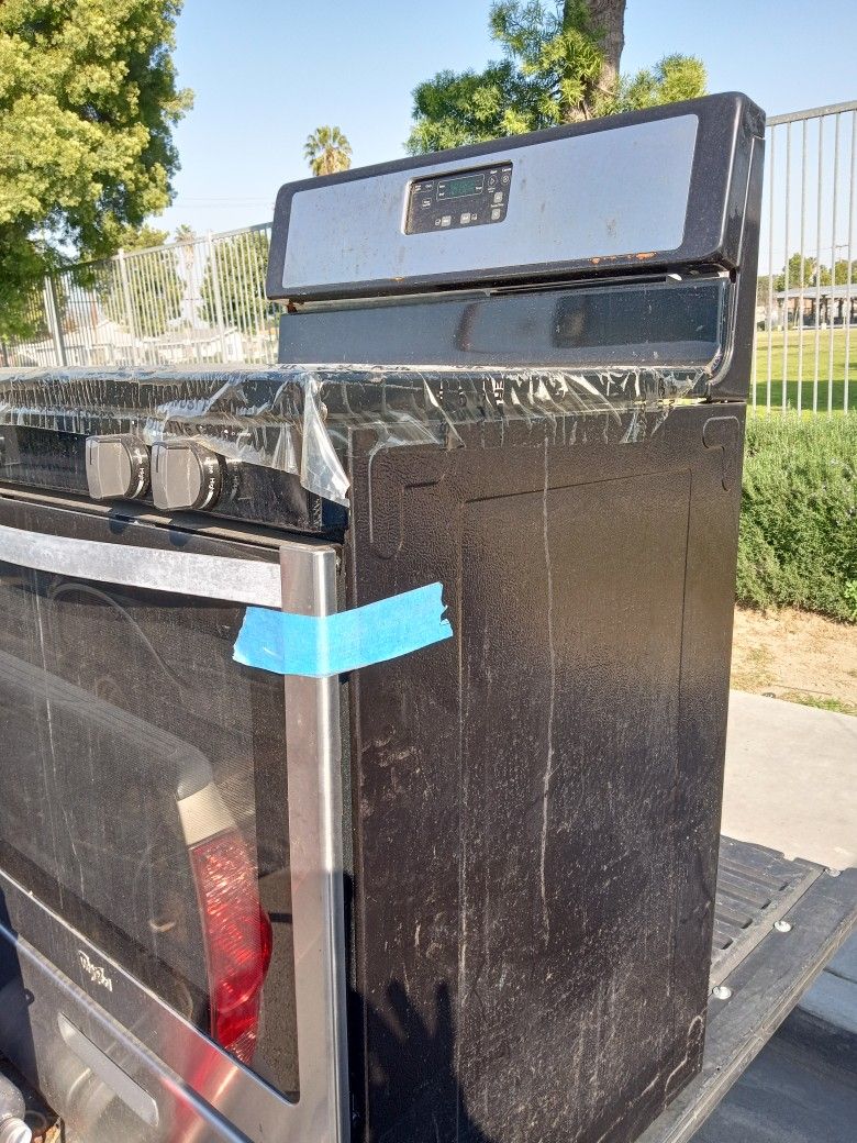 Estufa.Muy Buenas Condiciones Negra Willpull