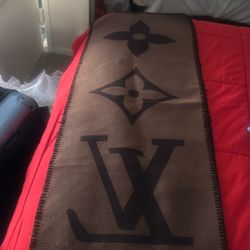 Top-Of-The-Line Scarf