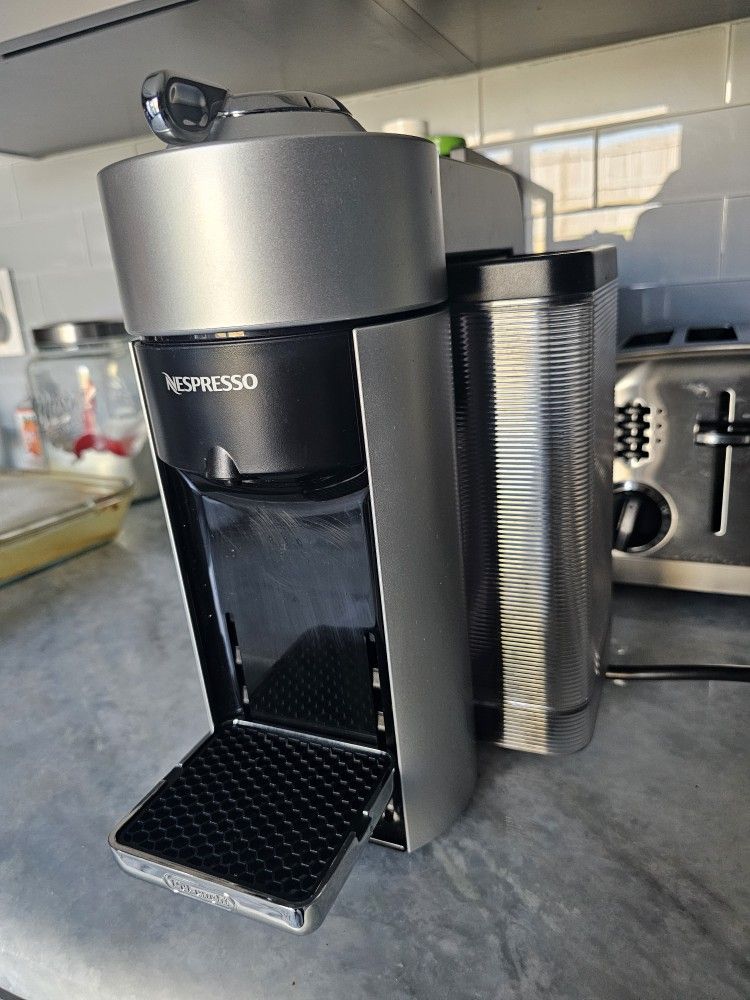 Nespresso Virtuo Machine