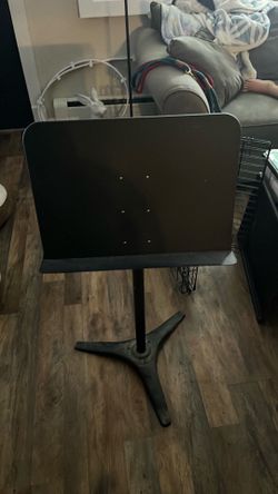 Music stand