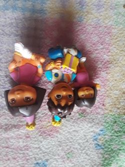 Dora explorer figurines