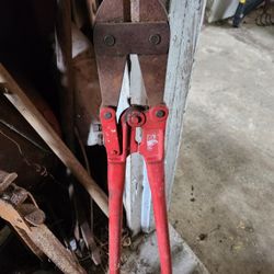 Bolt Cutters 