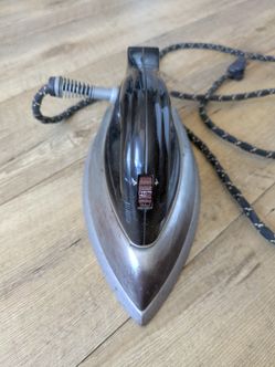Vintage Retro Sunbeam Clothes Iron