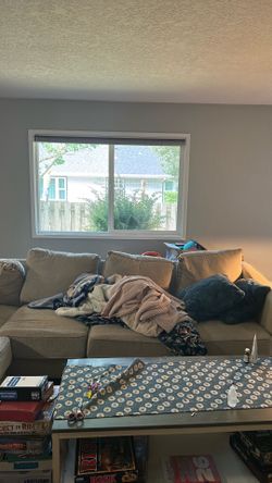 Free Sectional