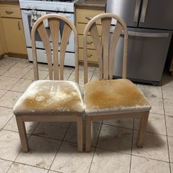 FREE CHAIRS