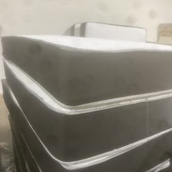 Full Regular Set New In Plastic Free Delivery In Atlanta 