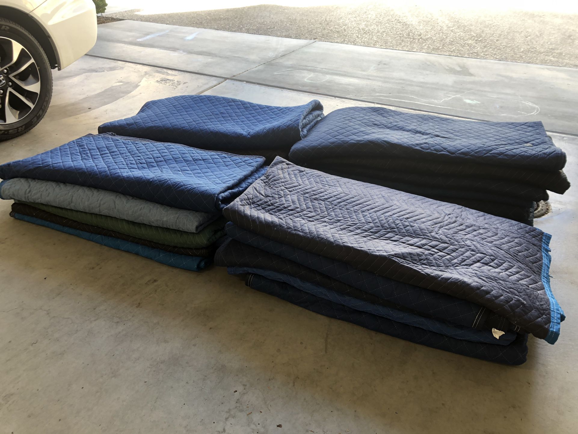 20 Moving Blankets