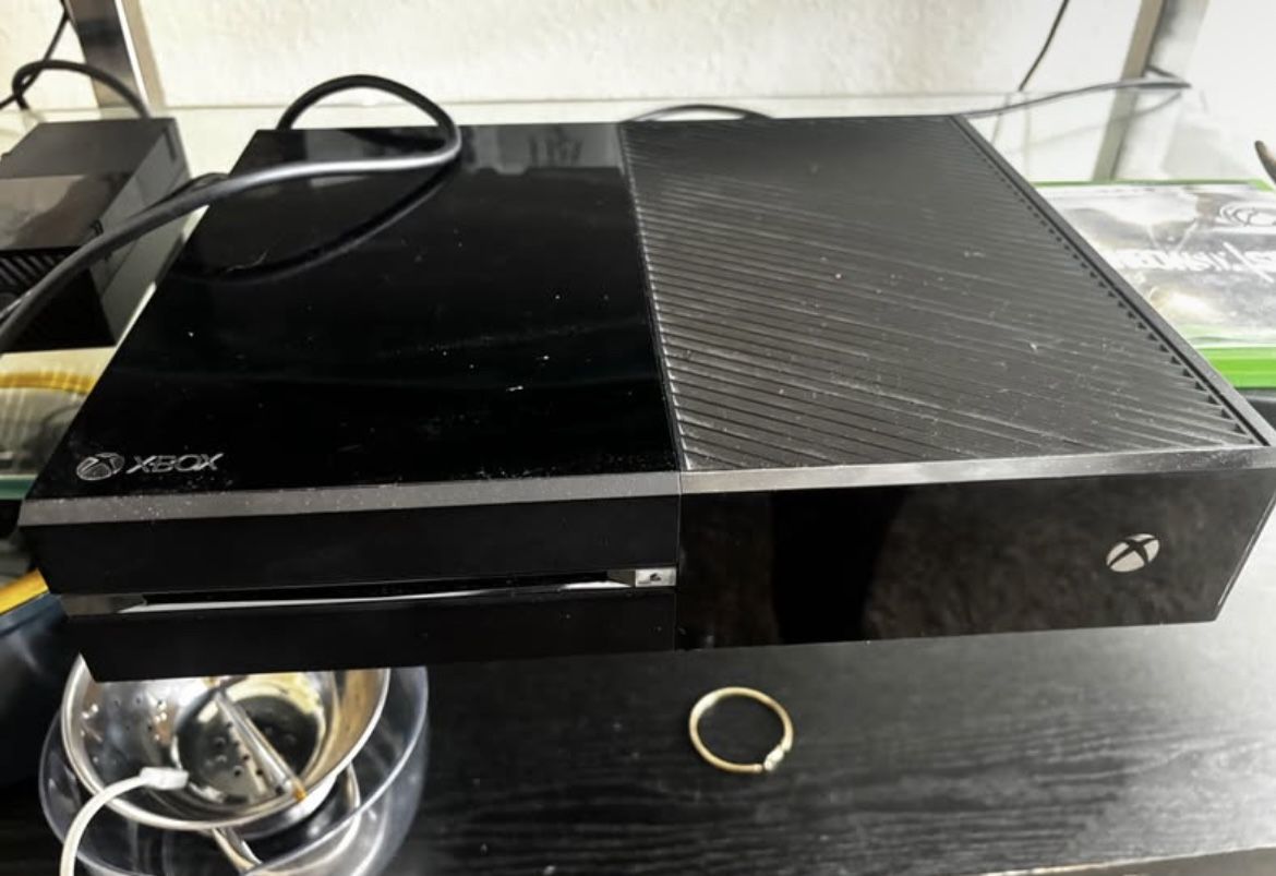 XBOX ONE BUNDLE