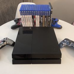PS4 + PS controller + Games 