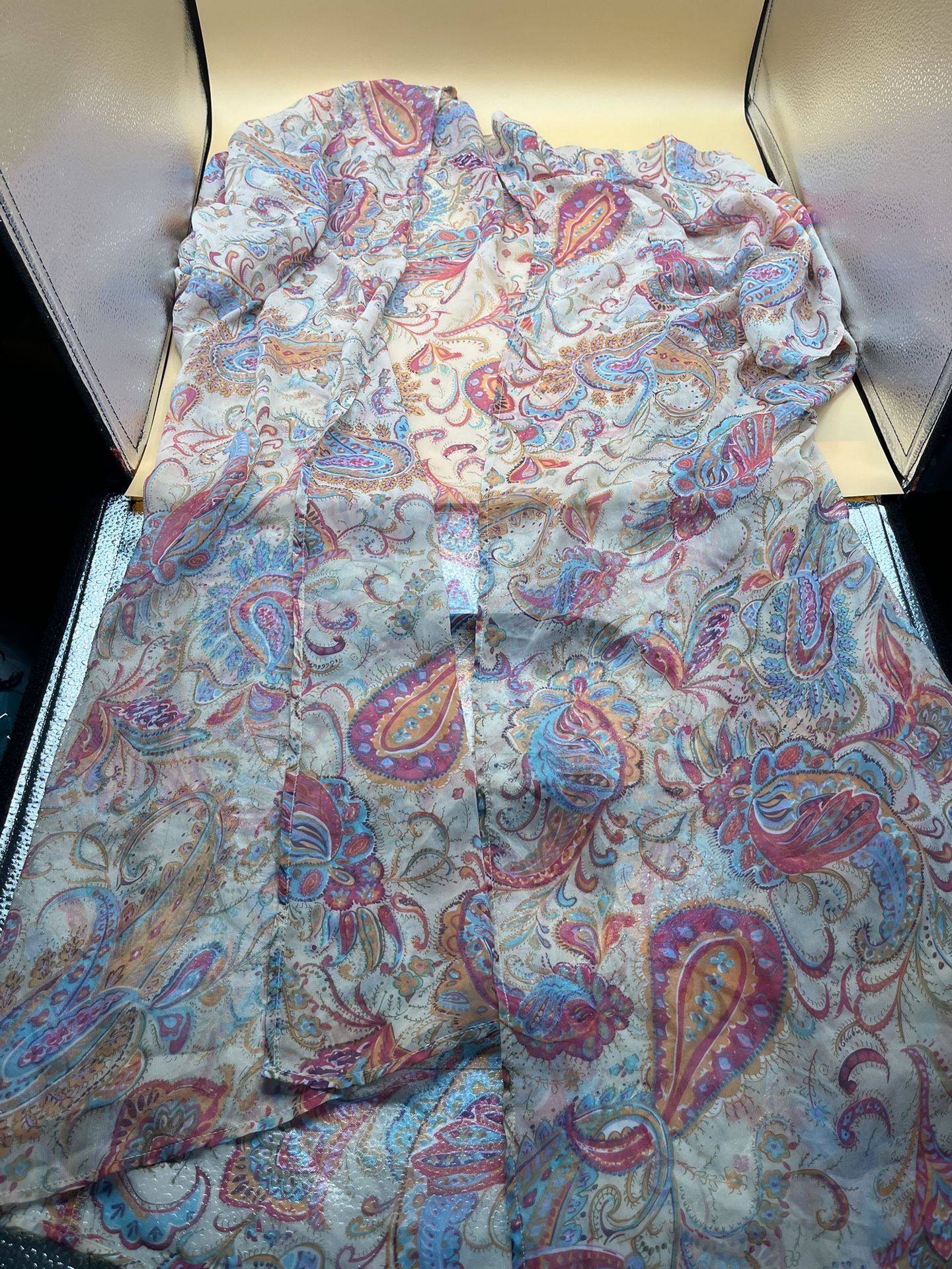 Forever 21 Open Front Paisley Cardigan One Size