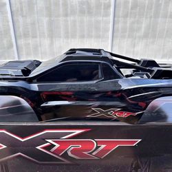 Traxxas XRT Special Edition 