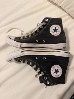 Converse Classic Chuck Taylor Hightop Sneakers Black - Fits Size 8.5-9 Women’s