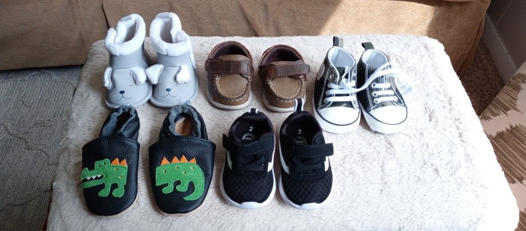 Baby shoe lot Size. 1 -2