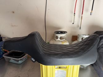 DRAG SPECIALTIES HD. SEAT