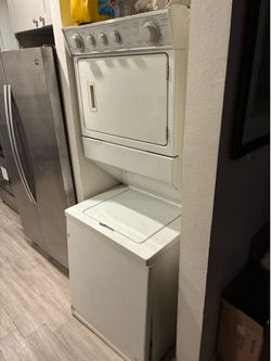 Stackable washer and dryer