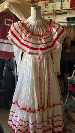 Jalisco dresses