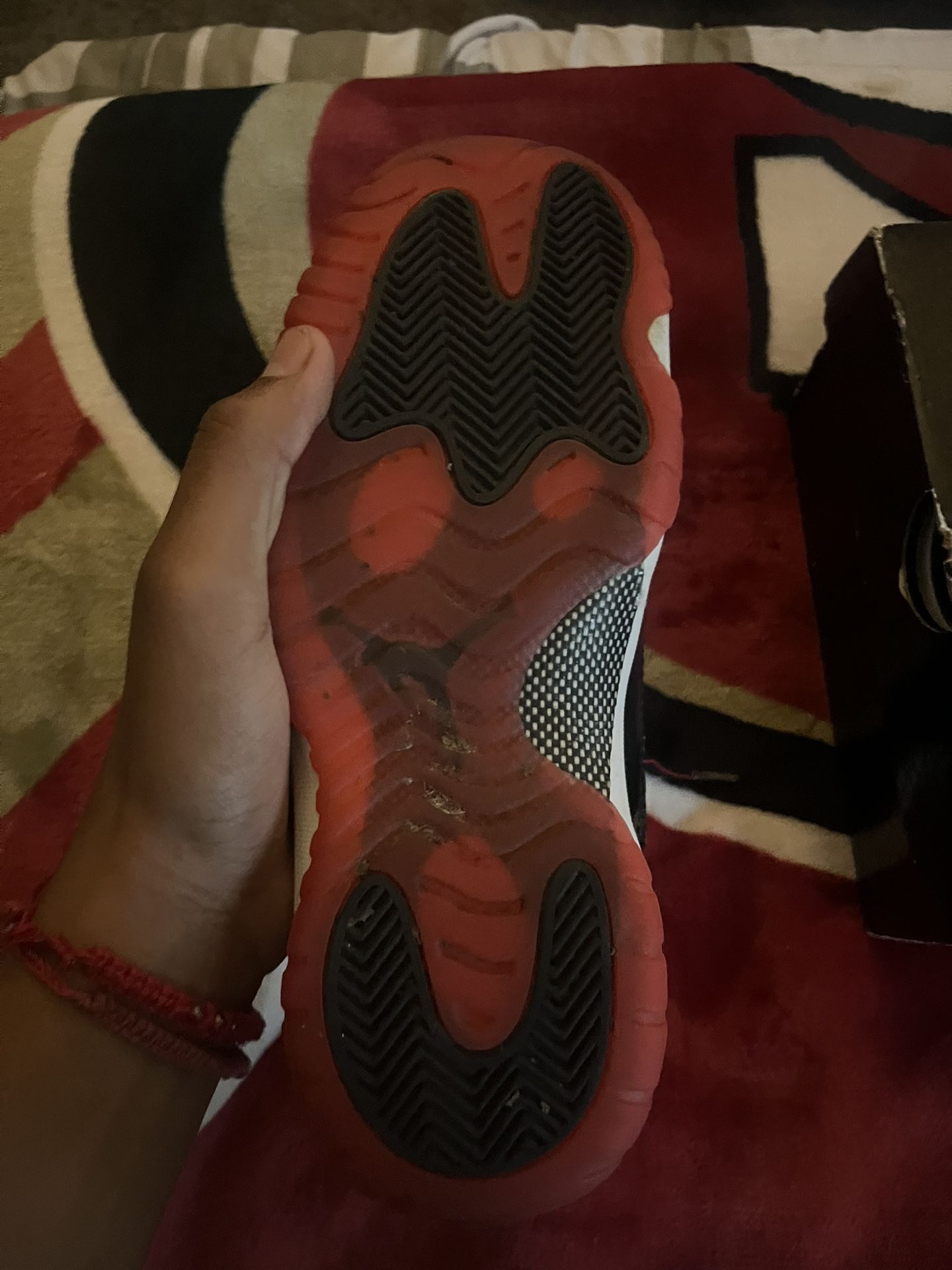 JORDAN 11 Breds OG