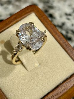 NEW 5.5 carat zircon engagement ring SIZE 7