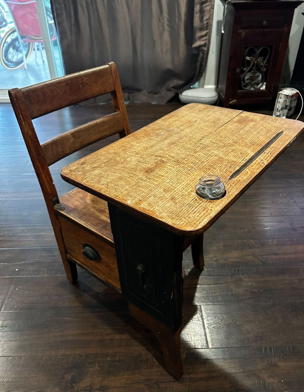 Antique Moulthrop Kids Desk