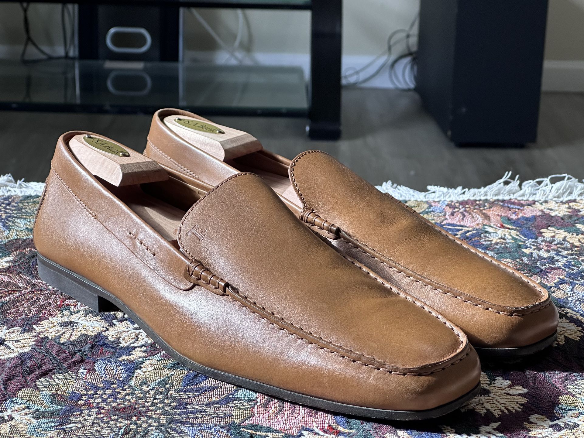 Tod's NUOVO Gommino Brokwn Leather Moccasins Loafers Size 11.5
