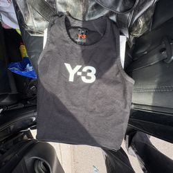 Y-3 Women’s Medium 