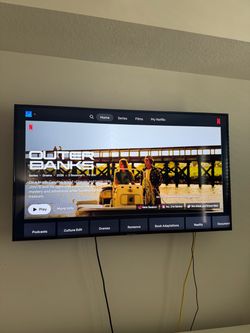 Samsung 50” Smart TV + Swivel Wall Mount + Remote & Ethernet Cable
