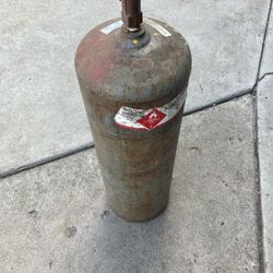 Acetylene gas tank 40 Cu Ft Welding