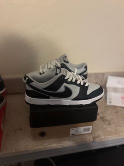 Nike Dunk Low