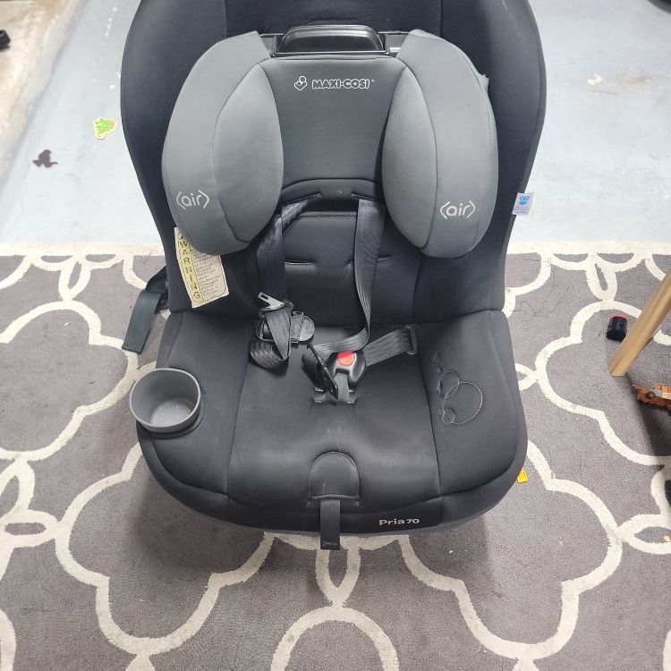 uppababy vista dune knit Bassinet V3 Color:Jet Black Quilted TREK FX 3 MENS while reflective trims on Olive Green Tote