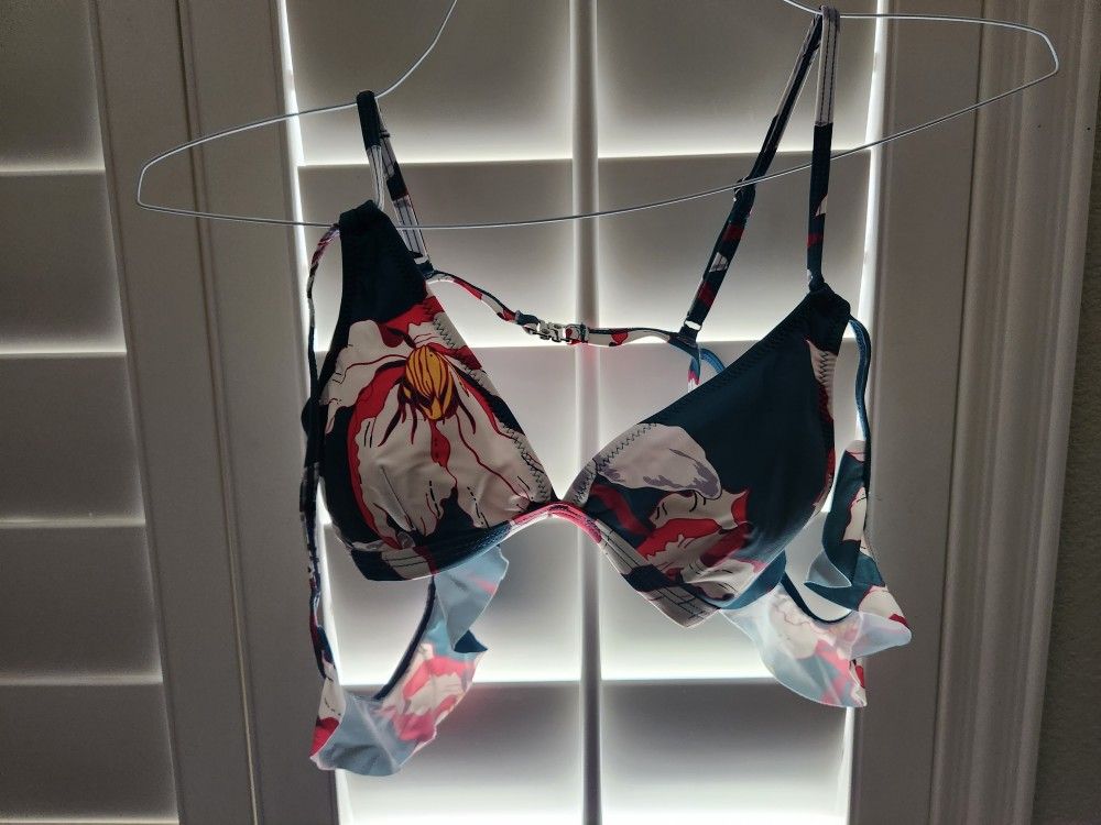 Cute Bikini Top Size Medium