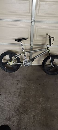 1999 mongoose menace