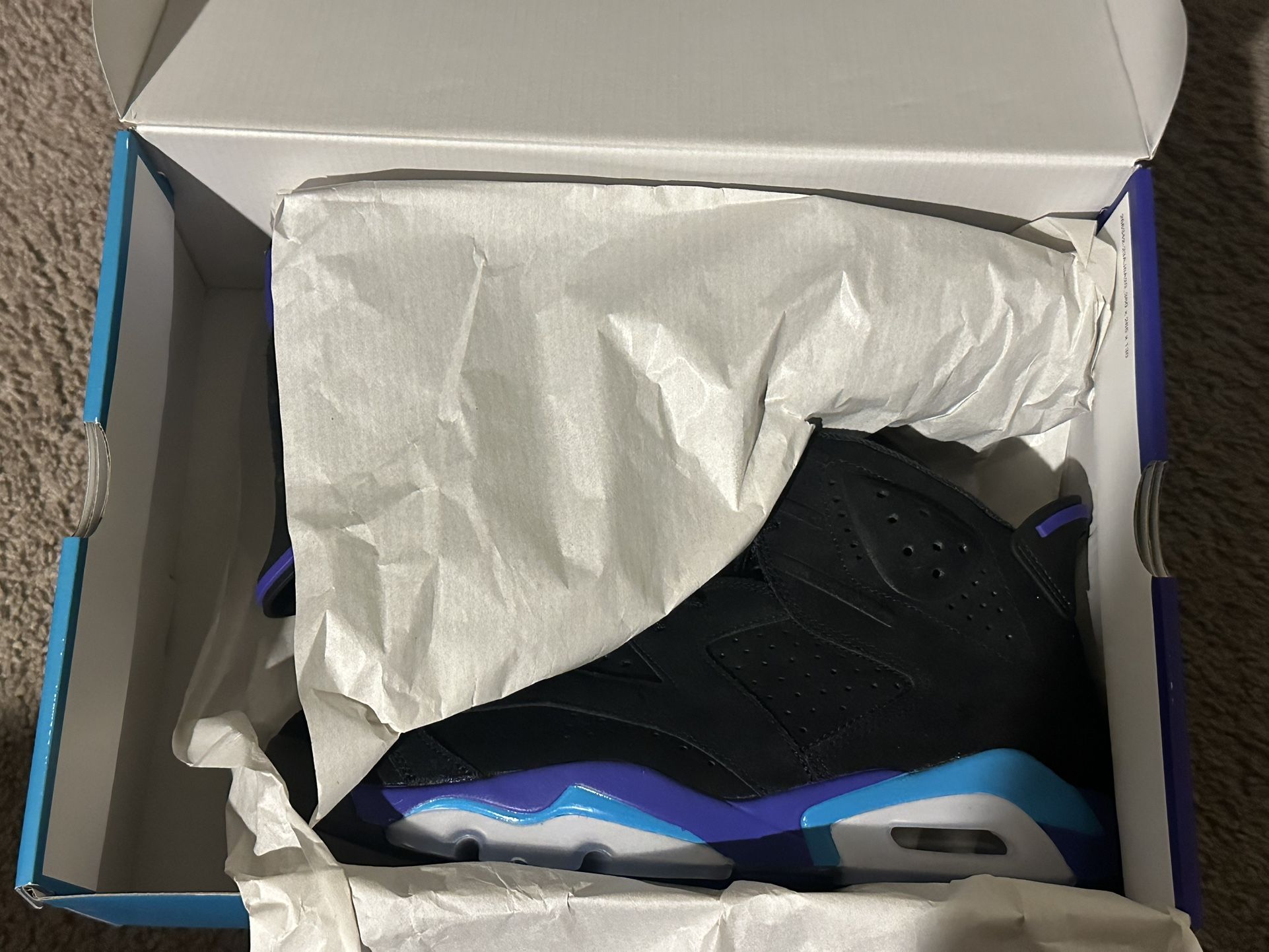 Jordan 6 Size 11 Dead stock