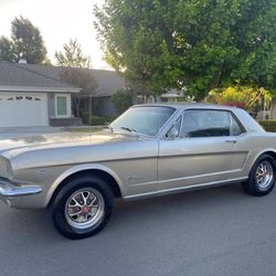1965 Ford Mustang V8 Automatic 