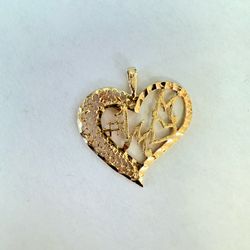 10K Gold “Mom” Pendant