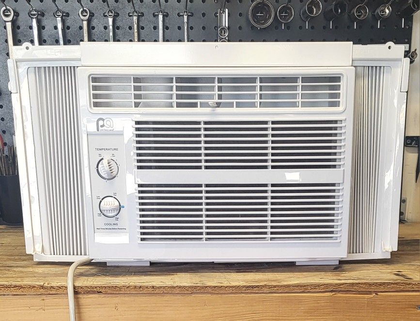 Window AC Unit