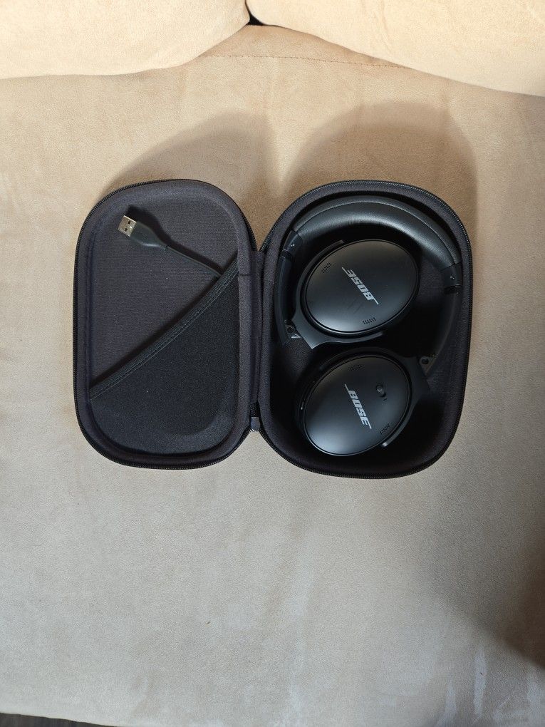 Bose QuietComfort 45 Headphones