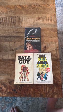 Vintage 1970s paperbacks