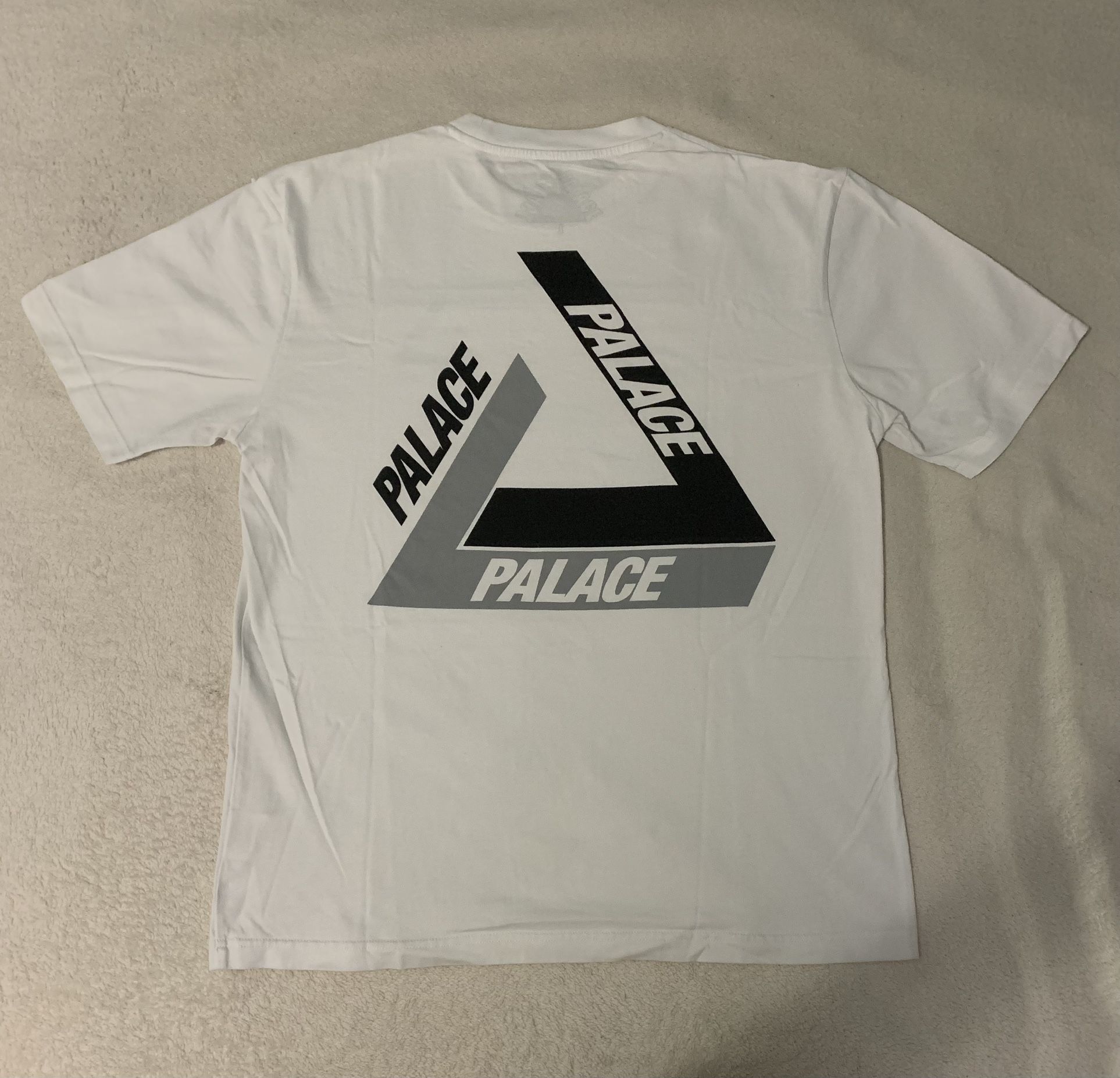 Palace Large Tri-Shadow T-shirt White/Grey