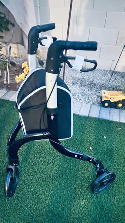 3-Wheel Rollator Walker with Bag