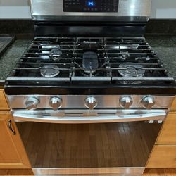 Smasung Wi-Fi Range Top Stove 