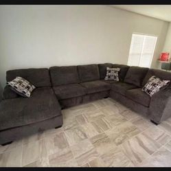 U Shape Dark Slate Oversized Large Comfort Sectional With Chaise💥 $39 Down Payment☄️ Brand New✅ Fastest Delivery 🚚  Living Room 💫