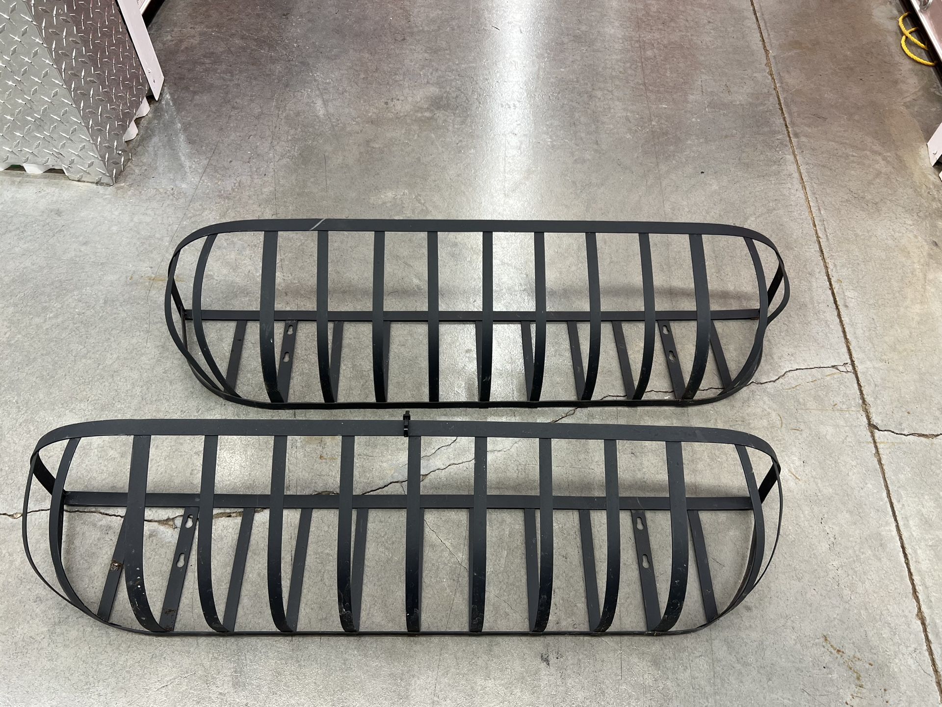 2 Metal Wall Planters