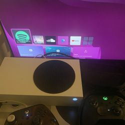 Xbox Series S Bundle 