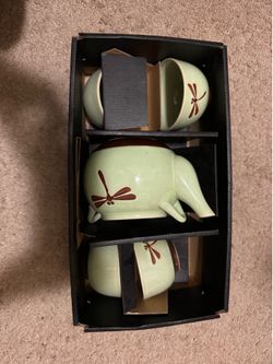 Dragonfly Serenity Celadon Tea Set – Teapot & Cups Gift Box