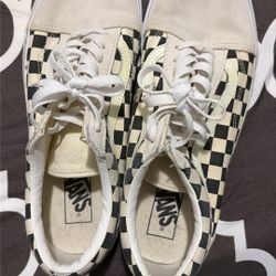 Vans 