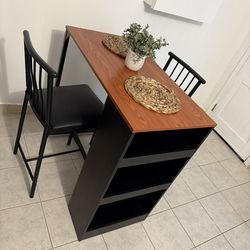 Modern 3-Piece Dining Set – Excellent Condition