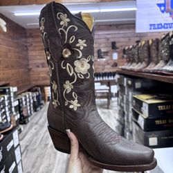Women’s Western Boots 