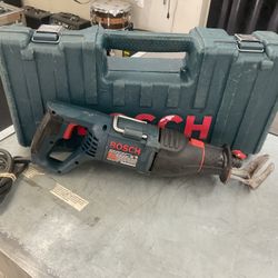 Bosch RS5 electric sawzall In Factory Case
