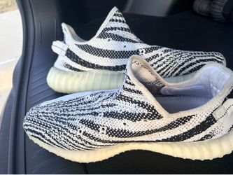 Zebra Yeezys size13